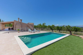 Отель YupiHome Finca Caseta Son Morro  Кан Пикафорт